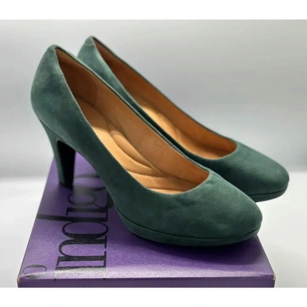 Clarks Indigo Wessex Wyvern Teal Suede Platform Pumps Heels 11M Preppy‎ 02-04